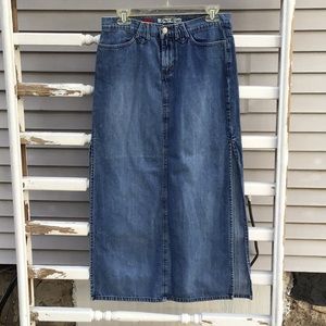 Denim skirt